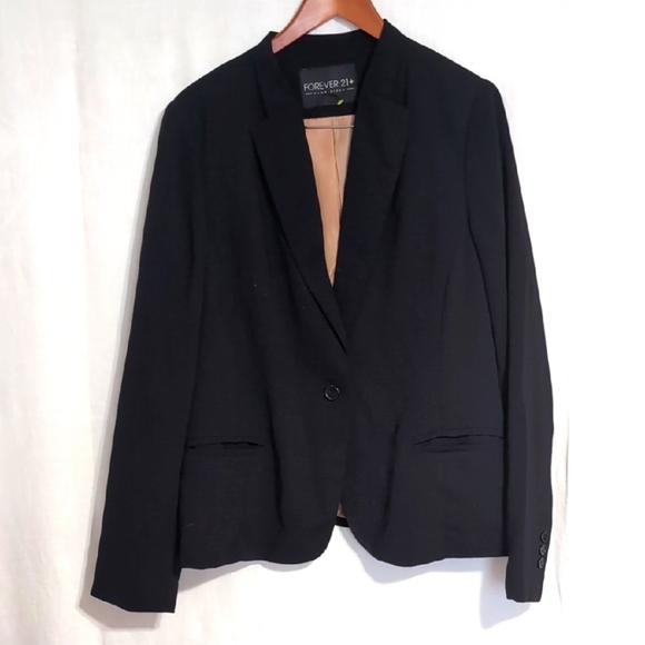Forever 21 Jackets & Blazers - Forever 21+ Black Single Button Blazer Lined Size 2x